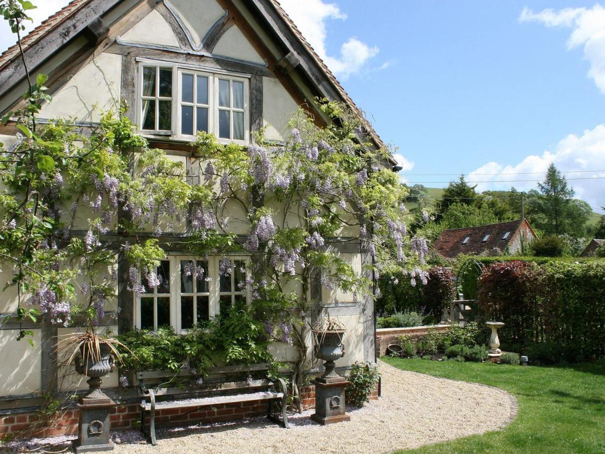 Villa The Cart Shed Ibstone Exterior foto